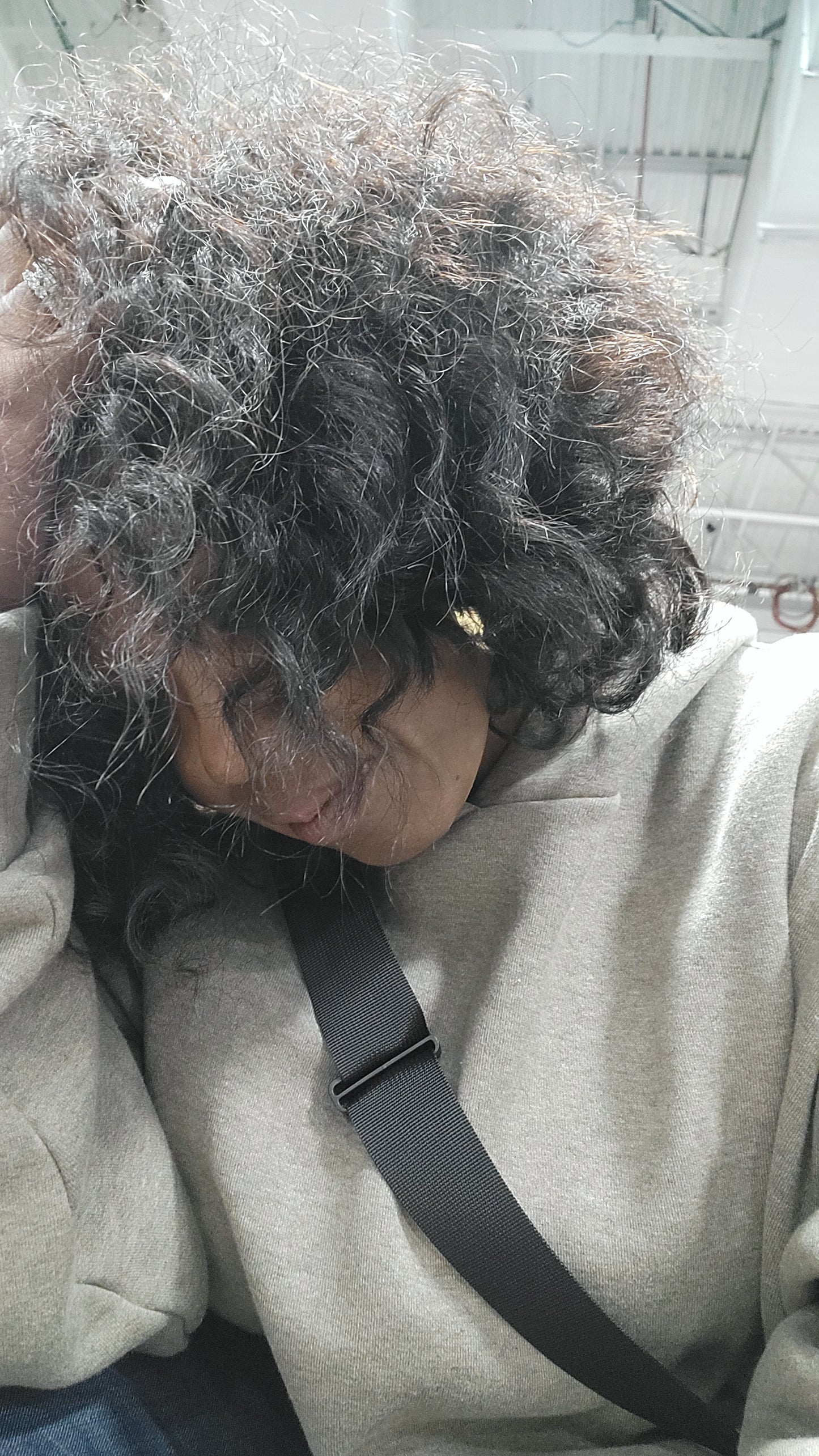 4d Thick Curly Coild with a Slight Wavy Texture