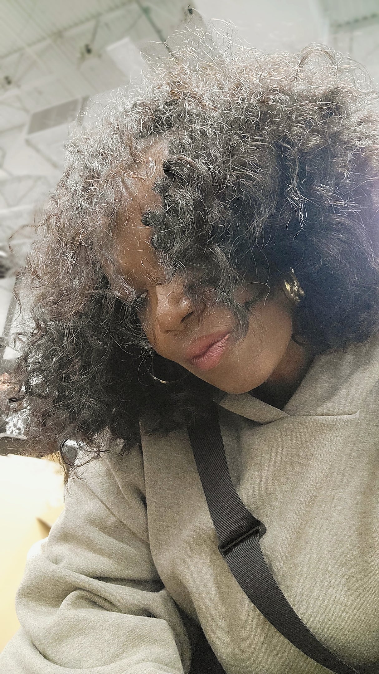 4d Thick Curly Coild with a Slight Wavy Texture